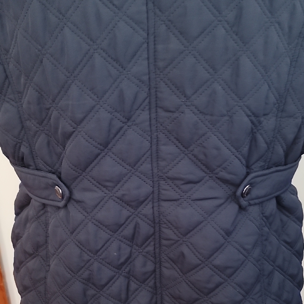Weatherproof Navy Quilted Women's Vest - Picture 8 of 12